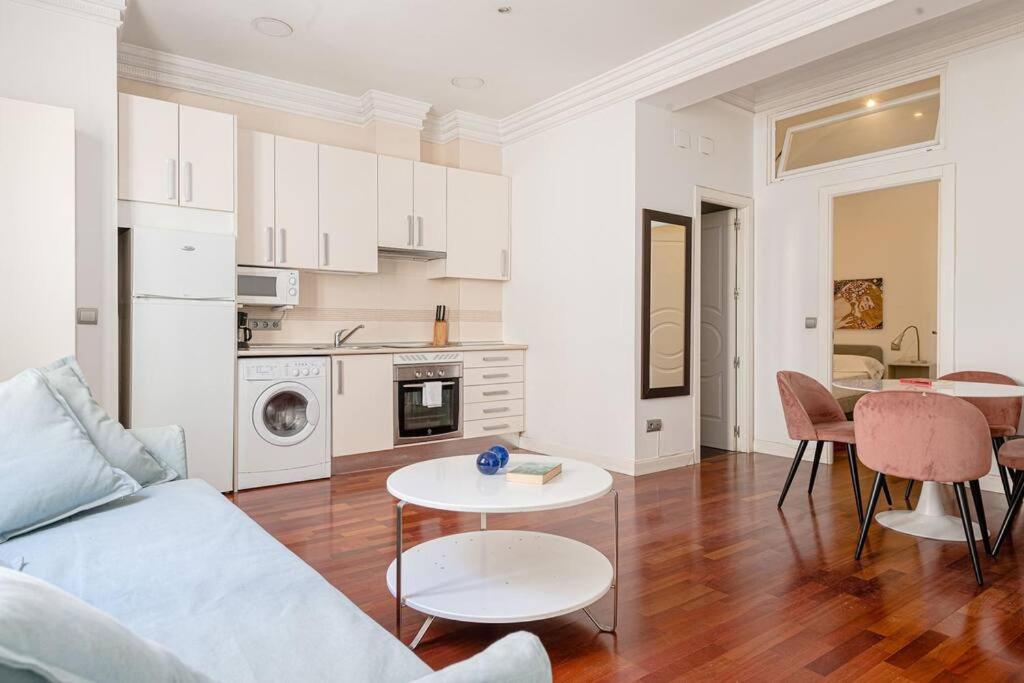 Modern Apartment In Chueca Inf3Iz4 Мадрид Екстериор снимка